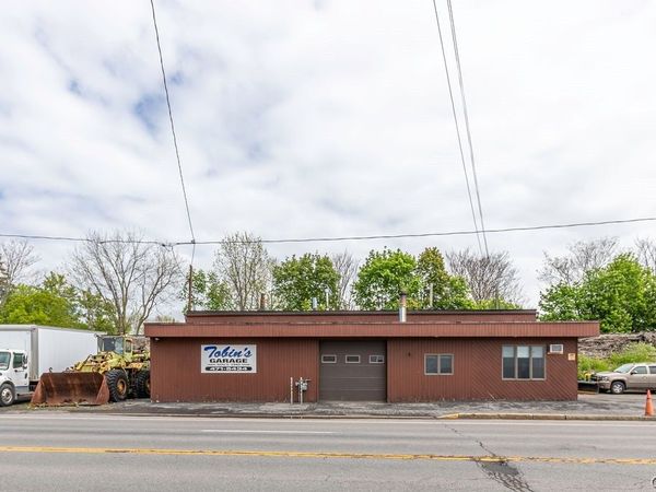 1100 Erie Boulevard W, Syracuse, NY 13204