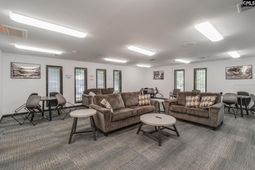 900 Riverhill Circle  photo 4