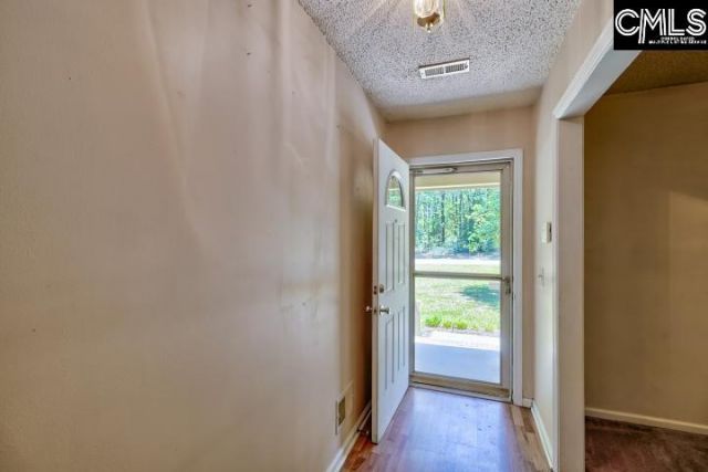 105 Wolfe Lake Lane  Photo 11