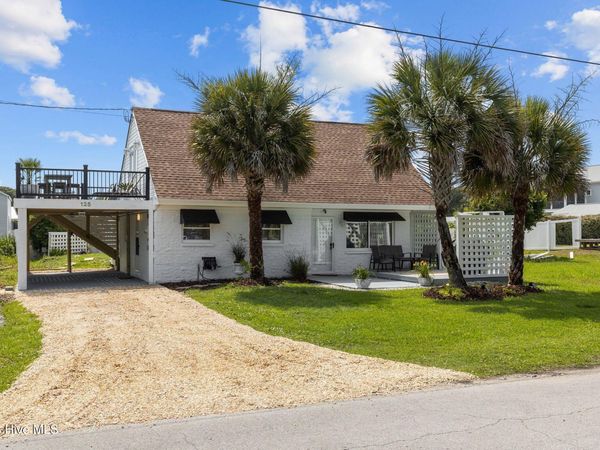 125 Pelican Drive , Atlantic Beach, NC 28512