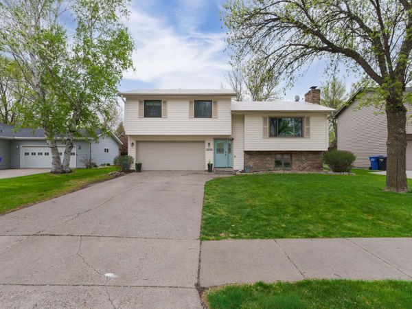 1914 23rd Street S, Fargo, ND 58103