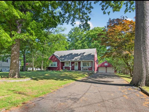 56 Oak Road , New City, NY 10956