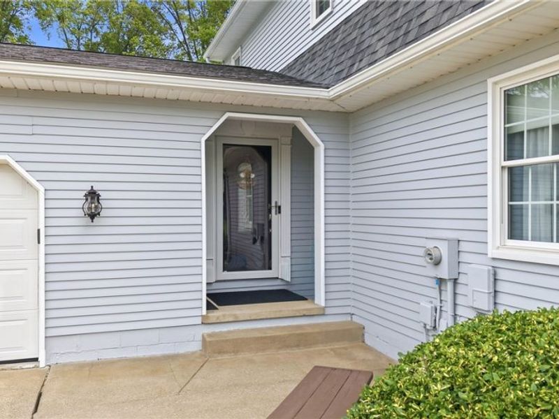 8965 Altura Drive NE, Warren, OH 44484 Photo 7