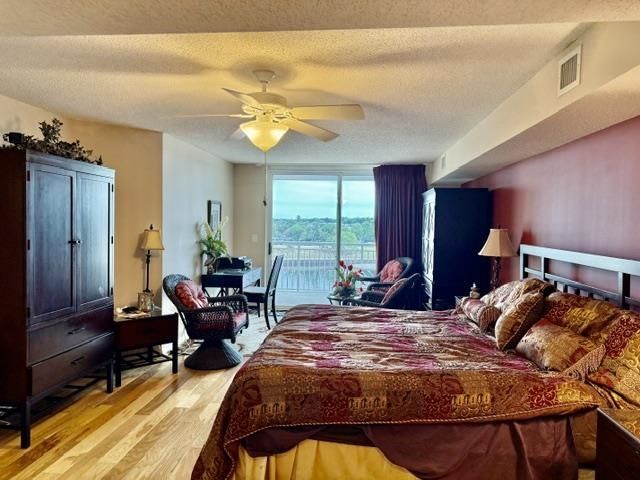2151 Bridge View Ct. Photo 13