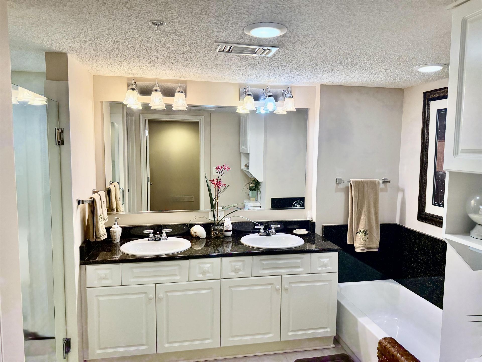 2151 Bridge View Ct. Photo 18