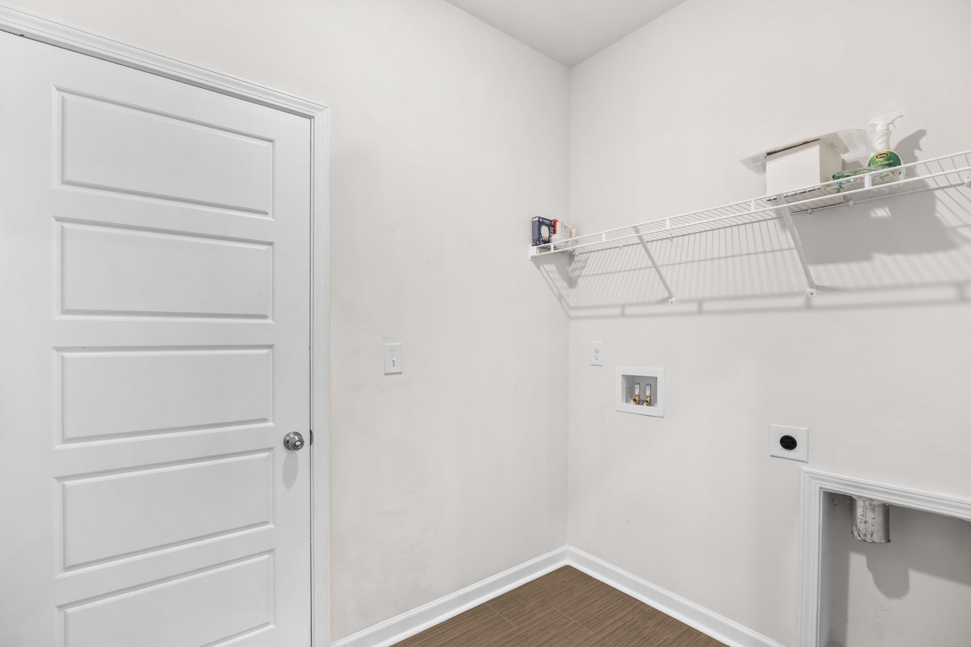3348 Piney Woods Way  Photo 13