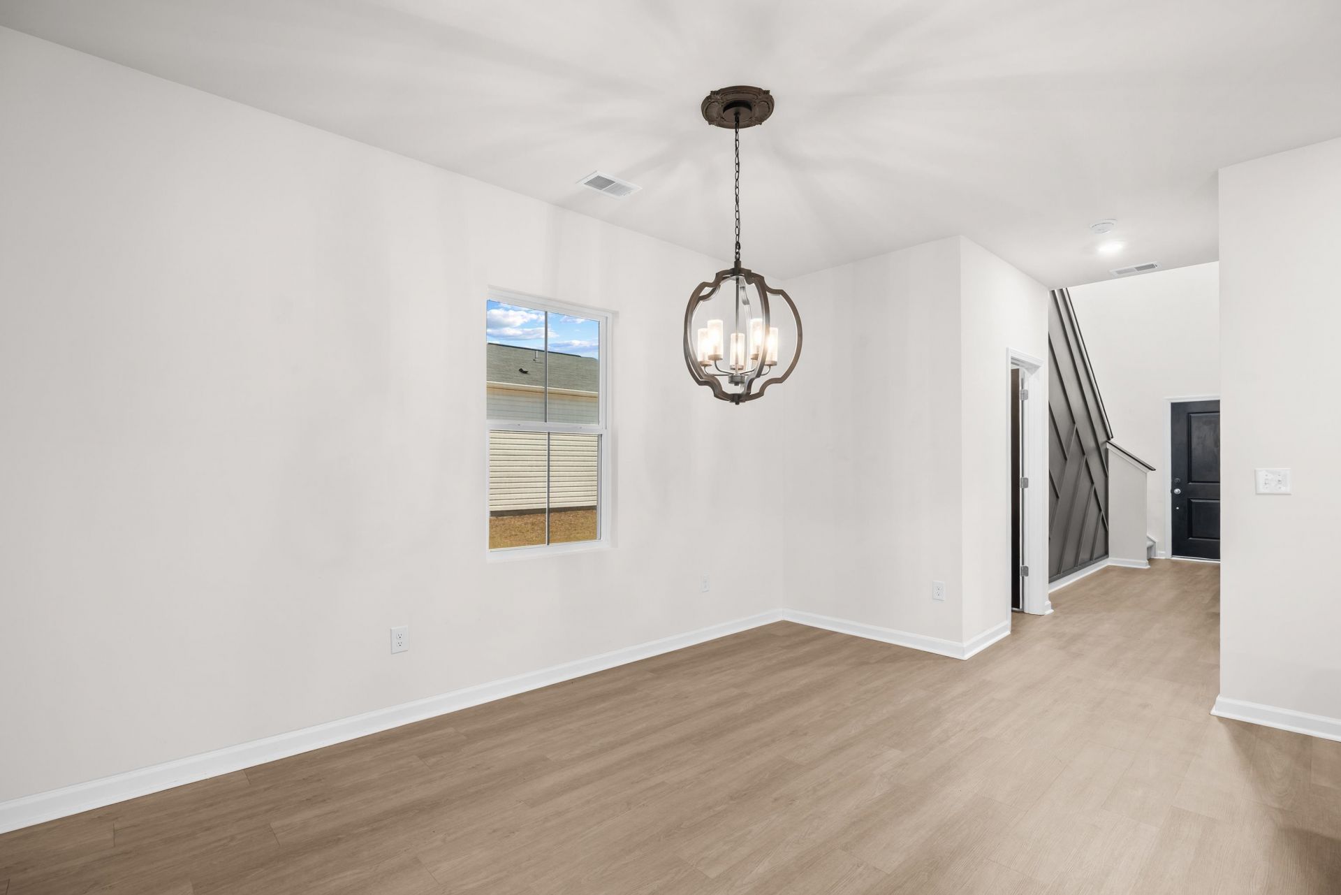 3348 Piney Woods Way  Photo 5