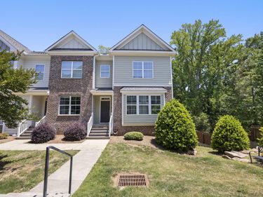 908 Laurel Gate Drive, Wake Forest, NC 27587