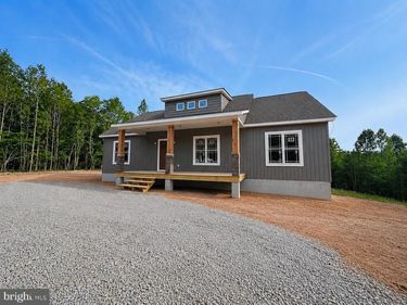 716 COLUMBIA RD., CARTERSVILLE, VA 23027