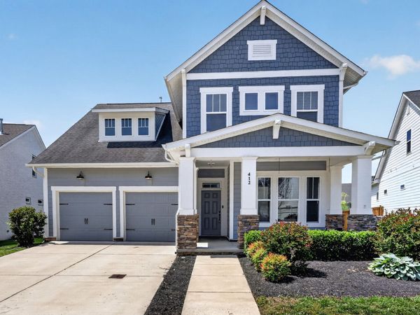 412 Abington Dr , Hendersonville, TN 37075
