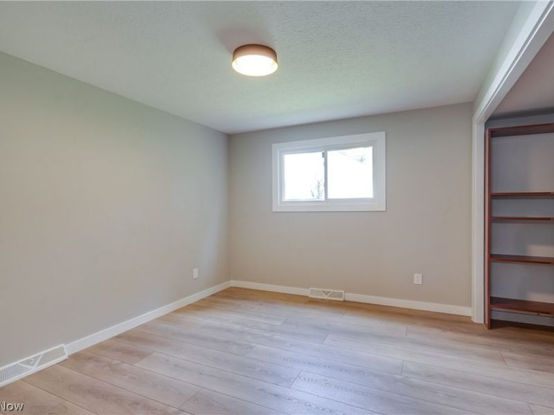 6366 Dunfield Drive, Mayfield Heights, OH 44143 Photo 30