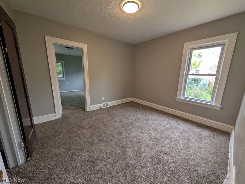 475 E 146th Street, Cleveland, OH 44110 Photo 16