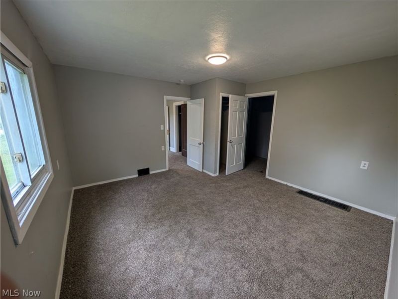 475 E 146th Street, Cleveland, OH 44110 Photo 19