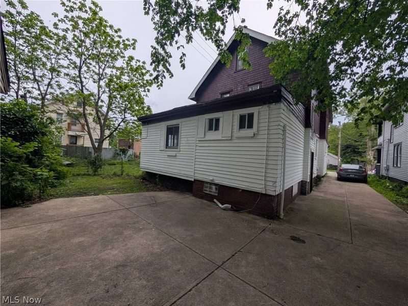 475 E 146th Street, Cleveland, OH 44110 Photo 27
