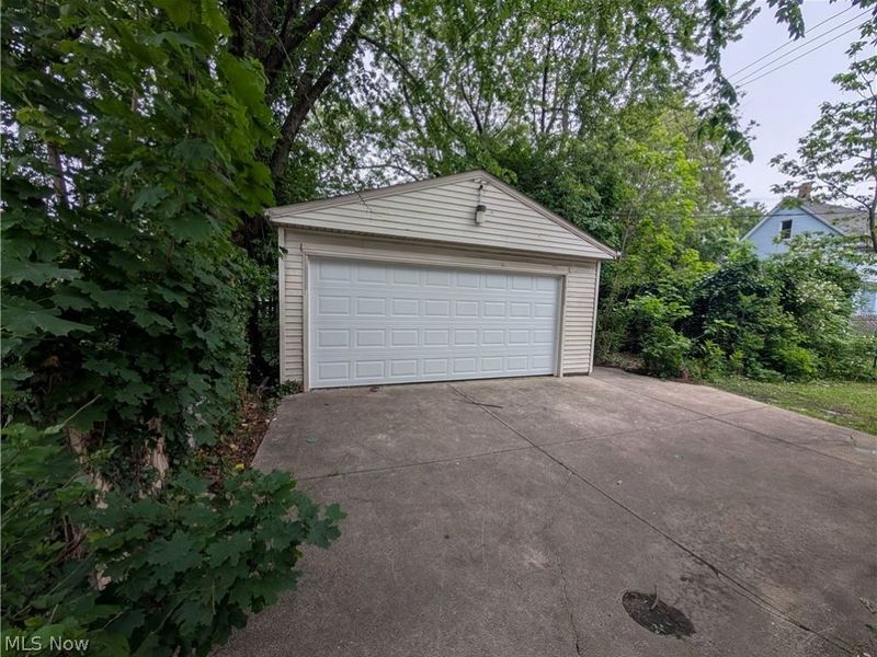475 E 146th Street, Cleveland, OH 44110 Photo 28