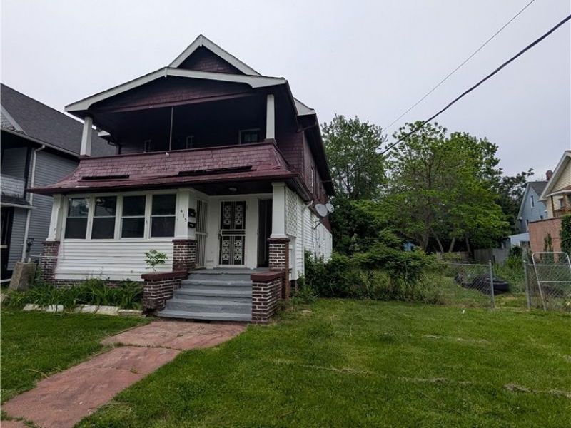 475 E 146th Street, Cleveland, OH 44110 Photo 3