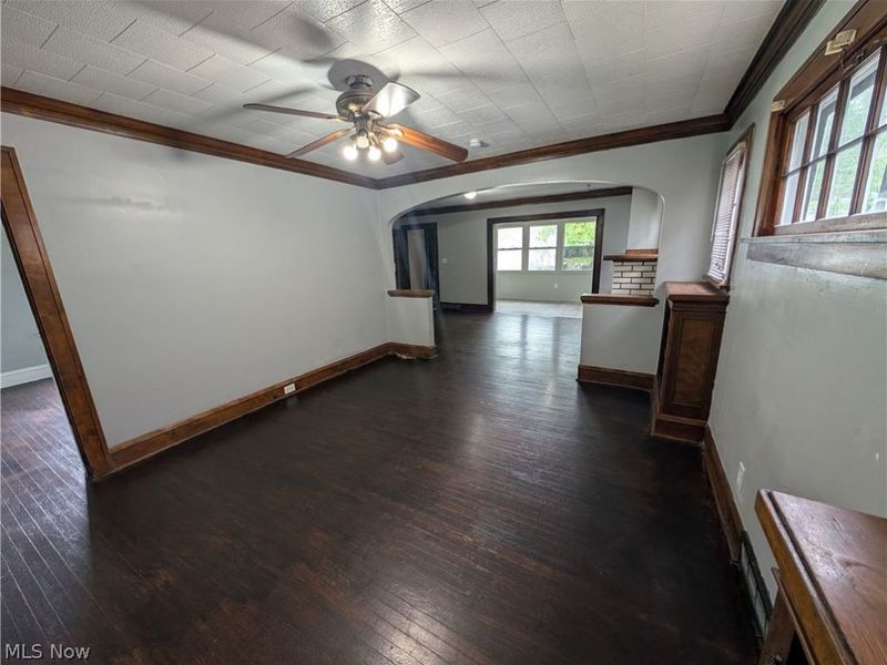 475 E 146th Street, Cleveland, OH 44110 Photo 9
