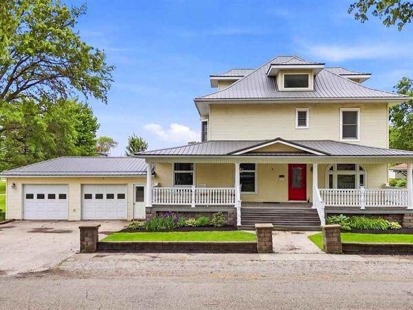 106 N Chesney Street, Keota, IA 52248
