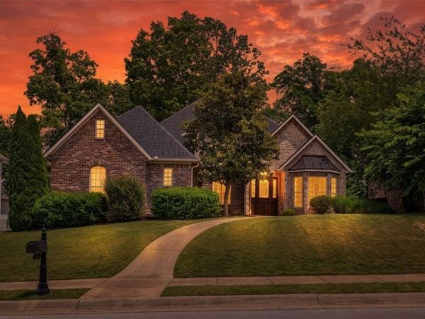 4905 S Inglewood Road , Rogers, AR 72758