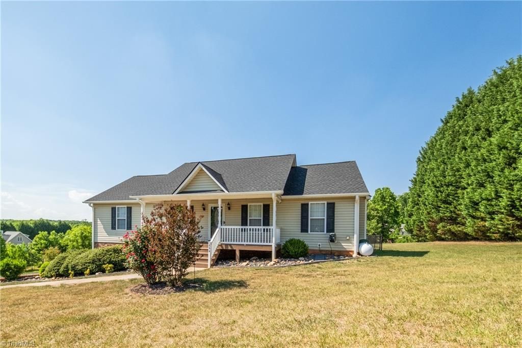 554 Dogwood Acres Lane, Madison, NC 27025 Main Photo