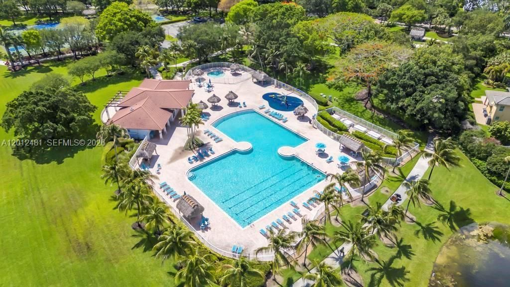 4421 Dogwood Cir , Weston, FL 33331 Photo