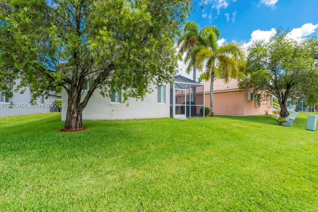 4421 Dogwood Cir , Weston, FL 33331 Photo
