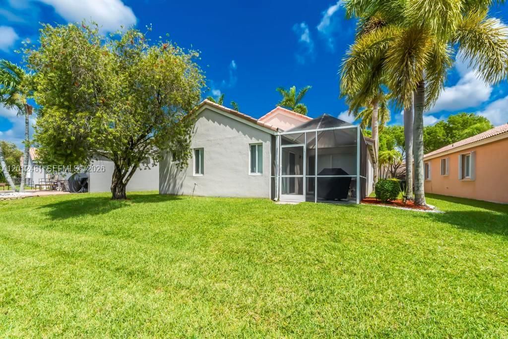 4421 Dogwood Cir , Weston, FL 33331 Photo