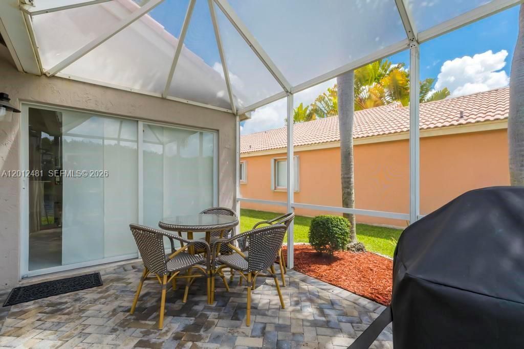 4421 Dogwood Cir , Weston, FL 33331 Photo