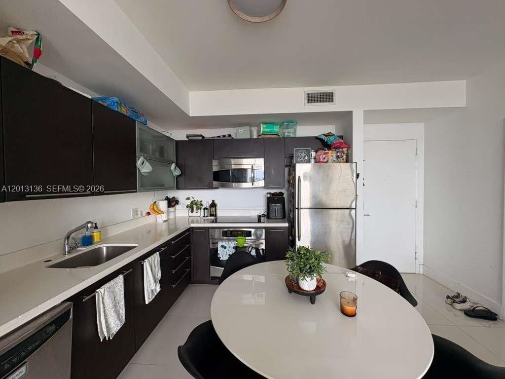 90 SW 3rd St , Unit 2106, Miami, FL 33130 Photo