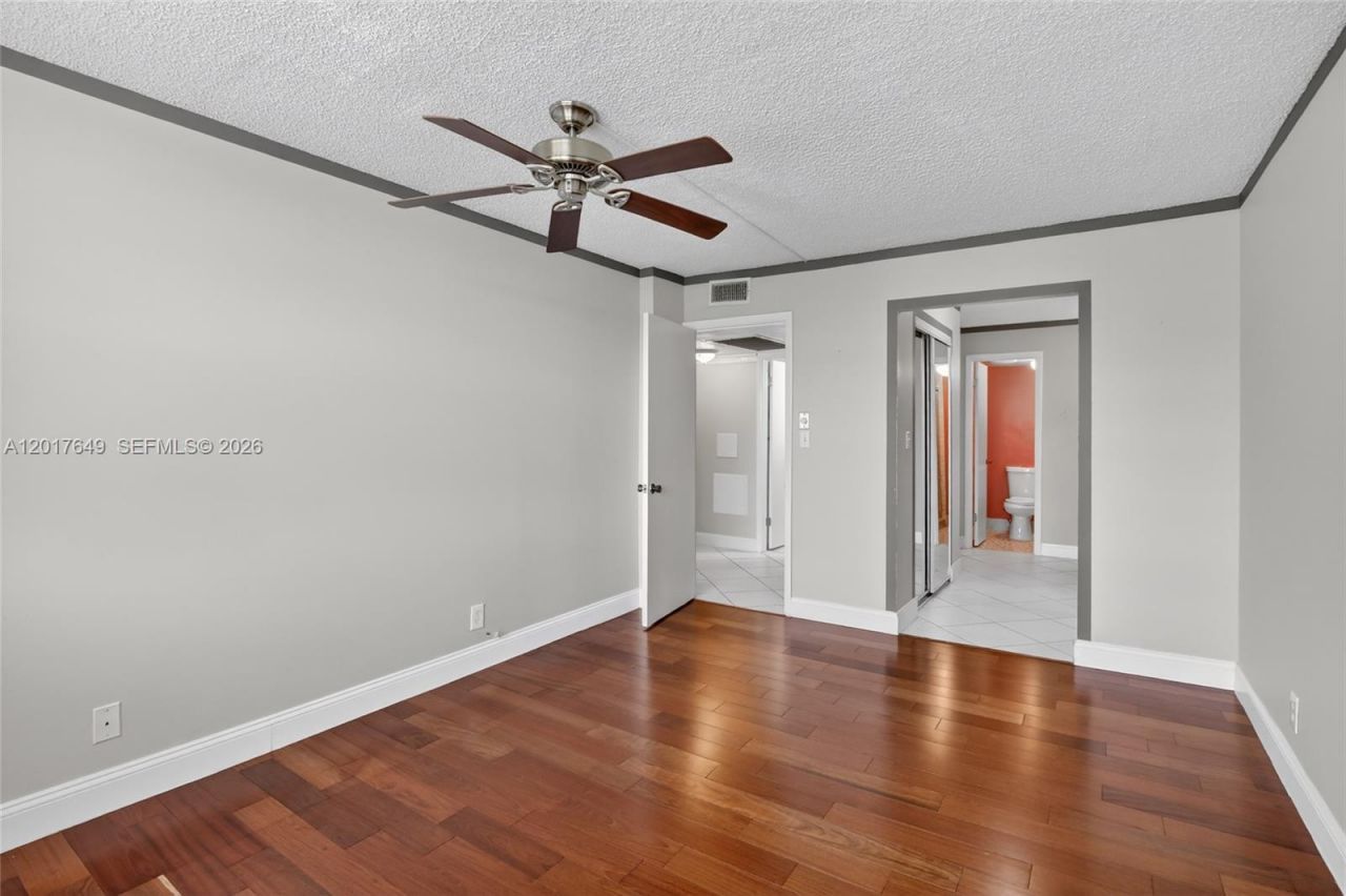 6600 Cypress Rd , Unit 504, Plantation, FL 33317 Photo