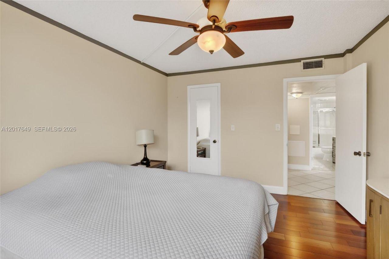6600 Cypress Rd , Unit 504, Plantation, FL 33317 Photo