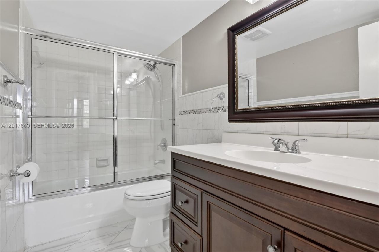 6600 Cypress Rd , Unit 504, Plantation, FL 33317 Photo