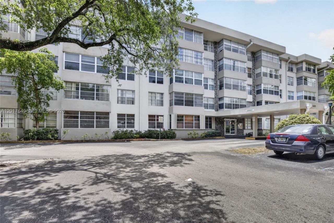 6600 Cypress Rd , Unit 504, Plantation, FL 33317 Photo