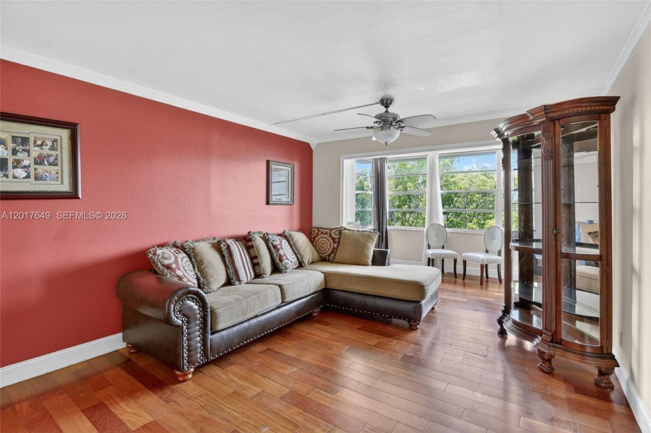 6600 Cypress Rd , Unit 504, Plantation, FL 33317 Photo