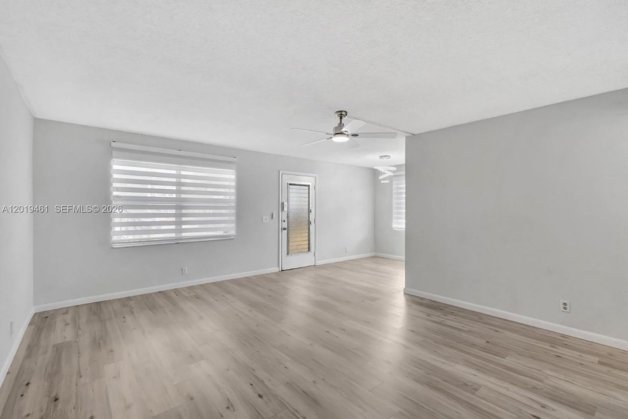 481 Burgundy K , Unit K, Delray Beach, FL 33484 Photo
