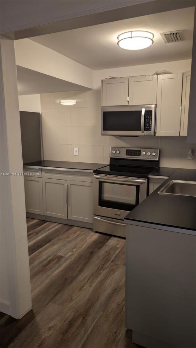 76 W 14th St , Hialeah, FL 33010 Photo