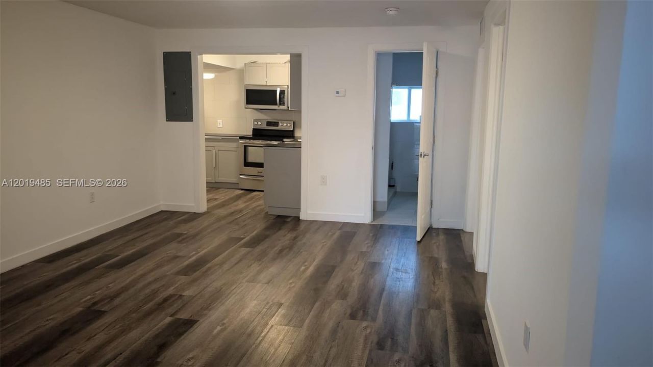 76 W 14th St , Hialeah, FL 33010 Photo