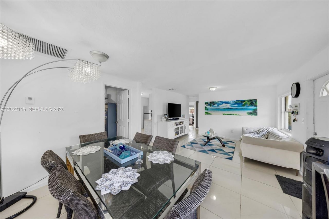 2411 Fletcher St, Hollywood, FL 33020 Photo