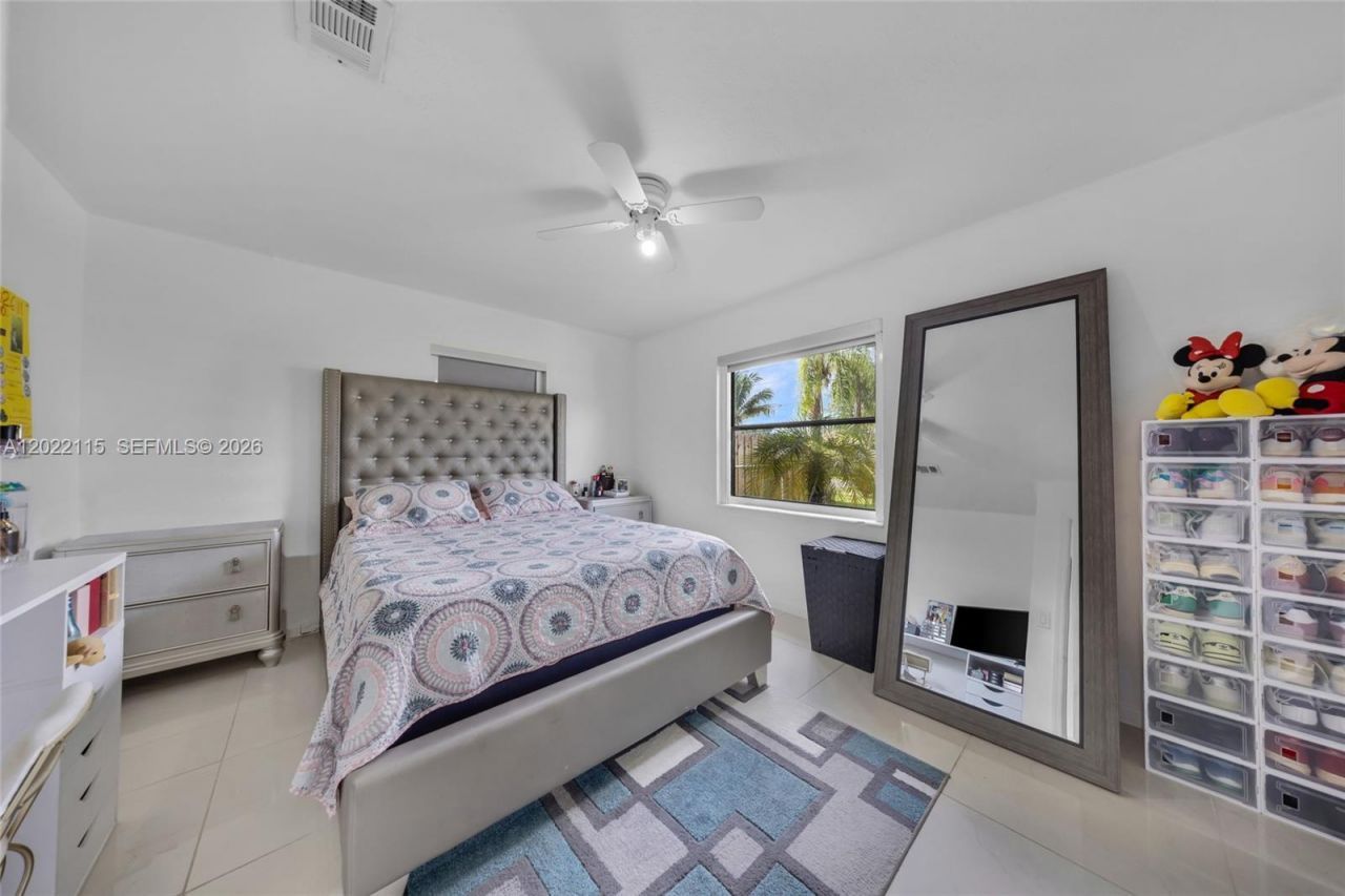 2411 Fletcher St, Hollywood, FL 33020 Photo