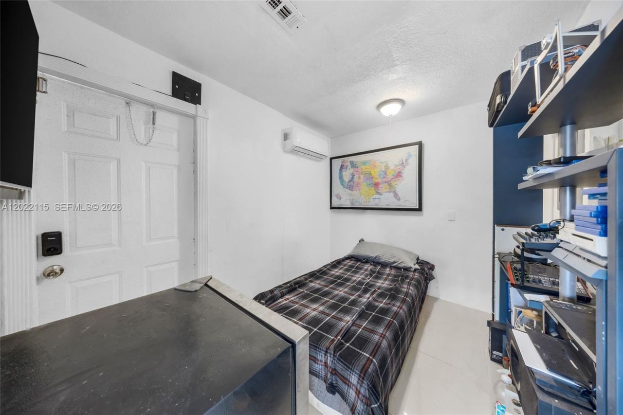 2411 Fletcher St, Hollywood, FL 33020 Photo