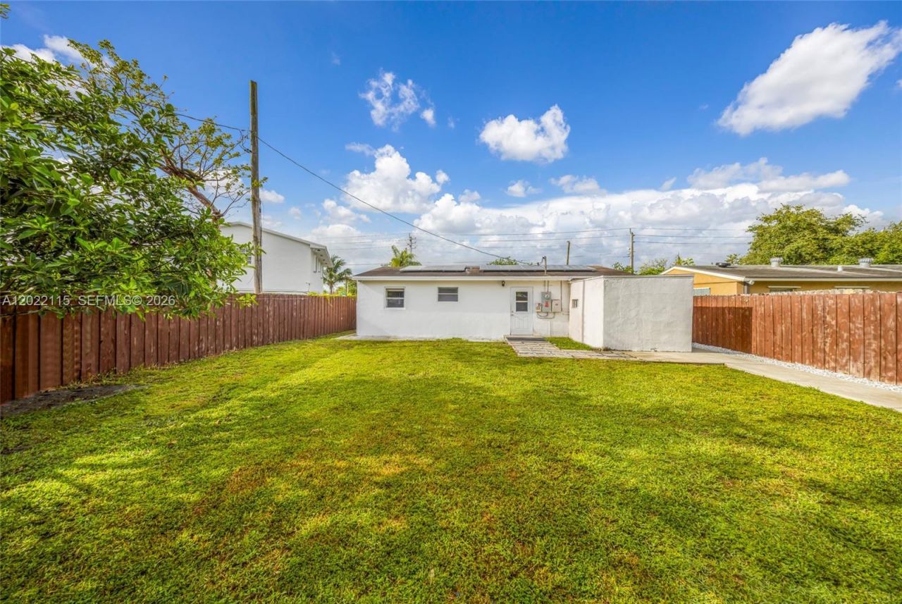 2411 Fletcher St, Hollywood, FL 33020 Photo