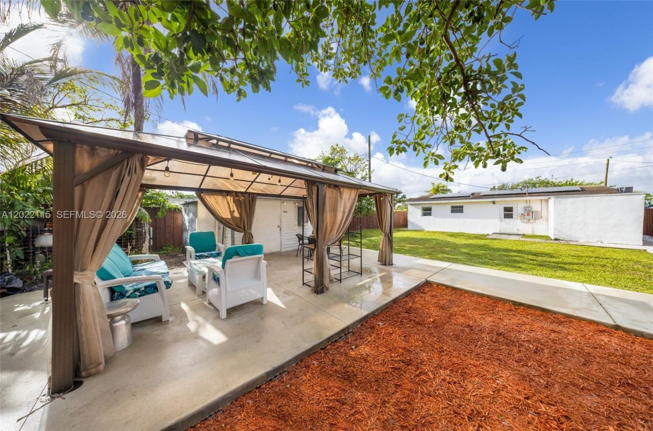 2411 Fletcher St, Hollywood, FL 33020 Photo