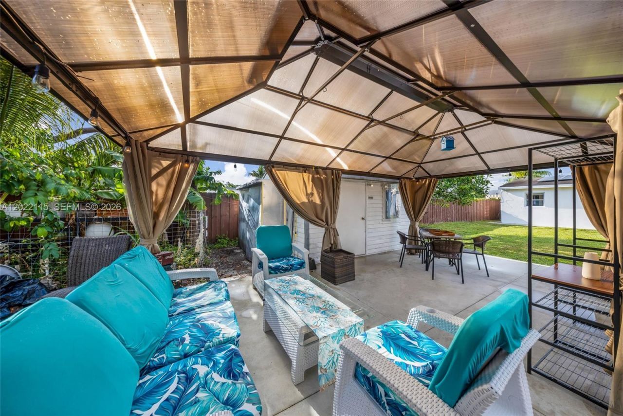 2411 Fletcher St, Hollywood, FL 33020 Photo
