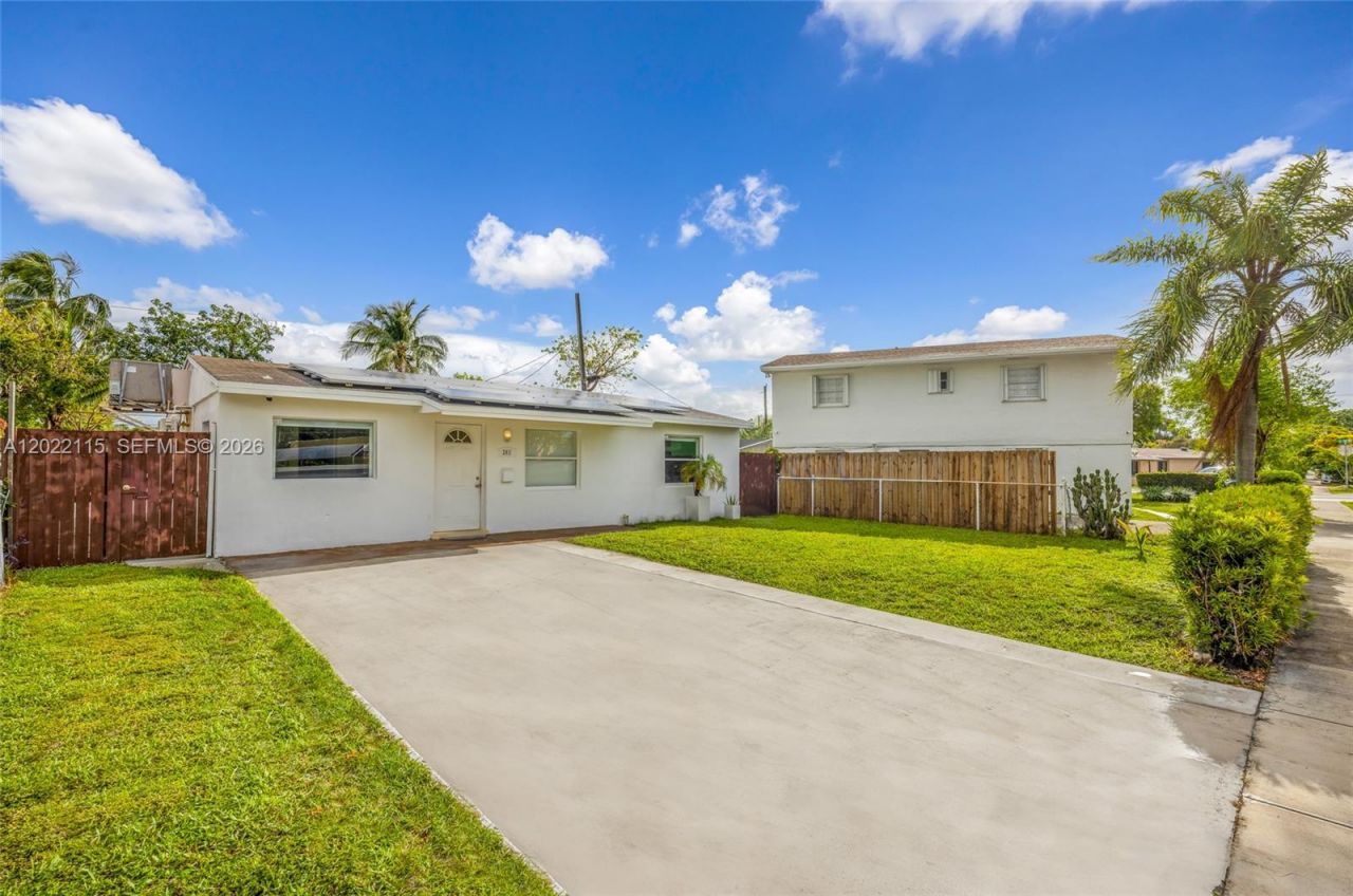 2411 Fletcher St, Hollywood, FL 33020 Photo