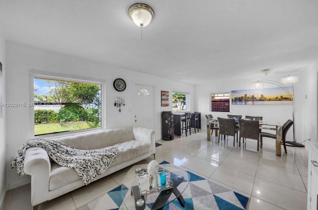 2411 Fletcher St, Hollywood, FL 33020 Photo