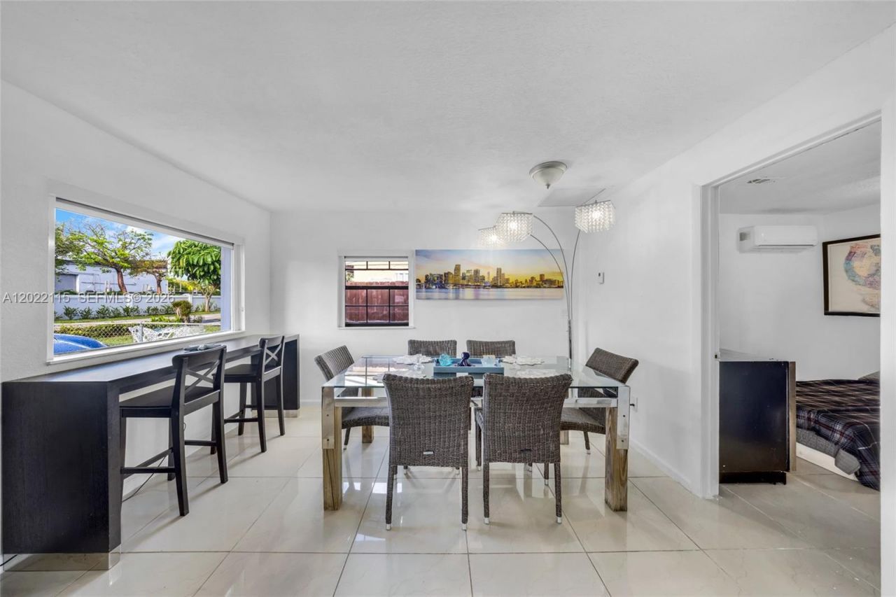 2411 Fletcher St, Hollywood, FL 33020 Photo