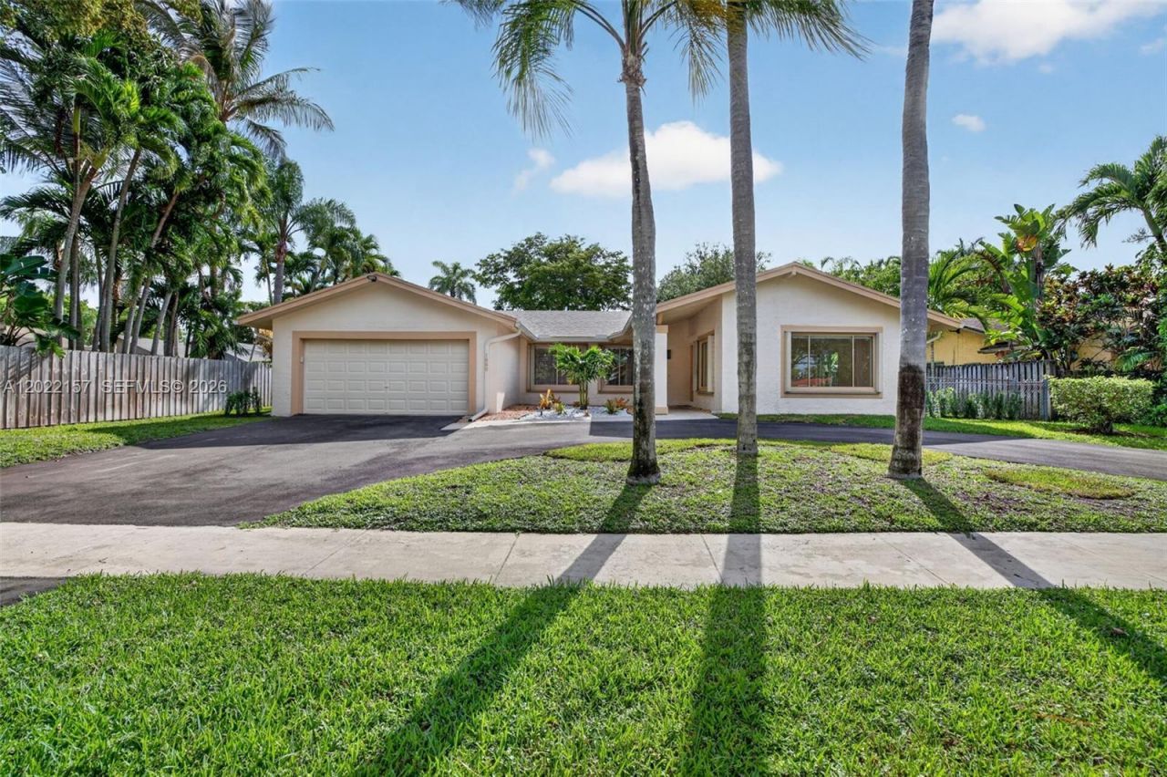 1660 NW 94th Ave, Plantation, FL 33322 Photo