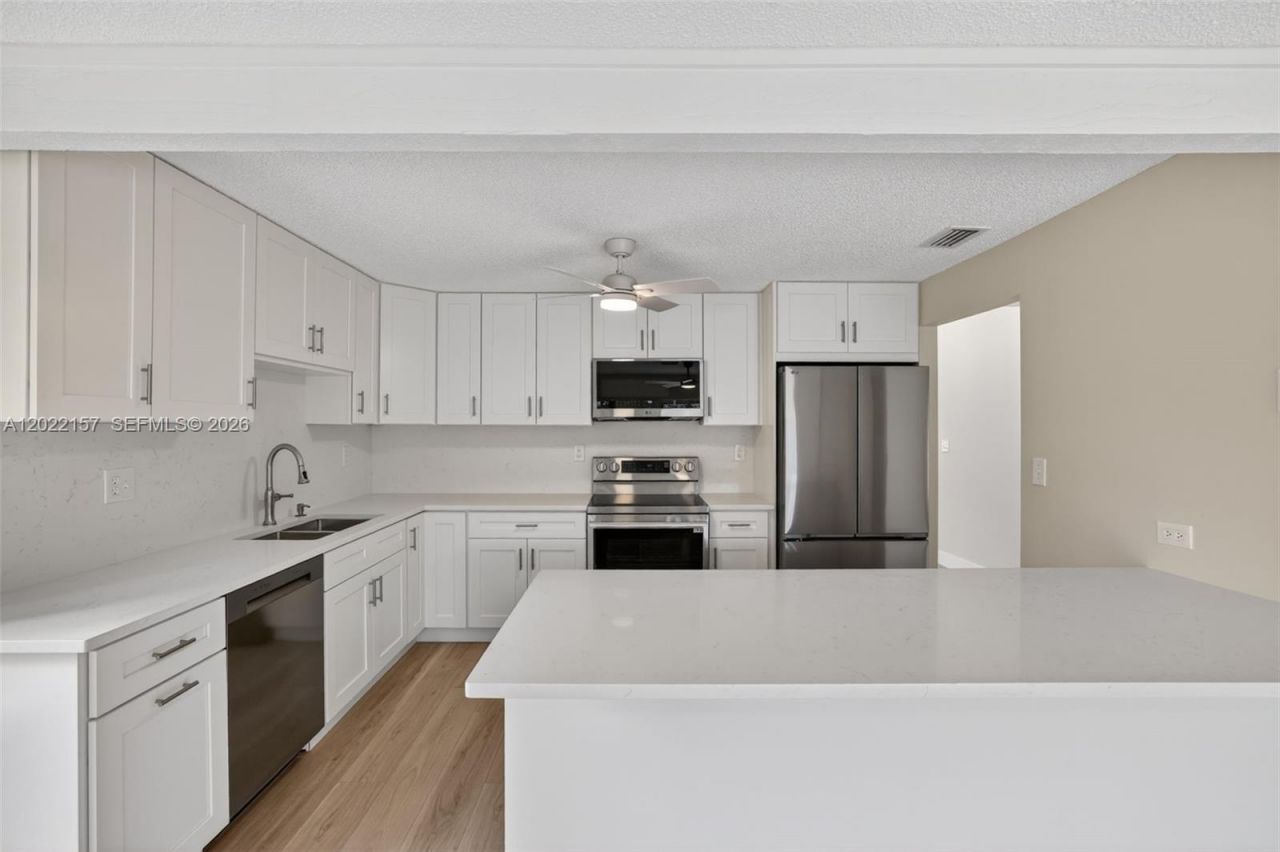 1660 NW 94th Ave, Plantation, FL 33322 Photo