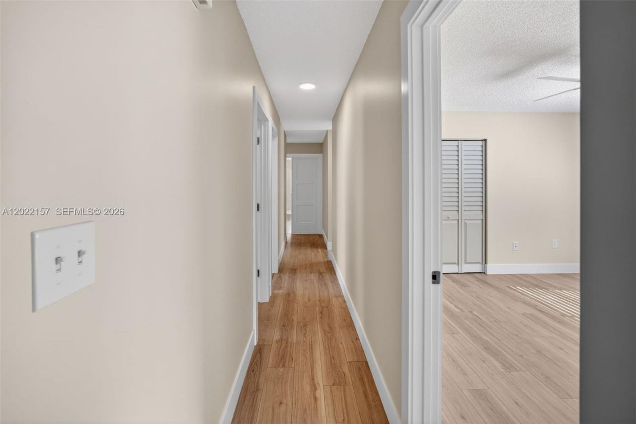 1660 NW 94th Ave, Plantation, FL 33322 Photo