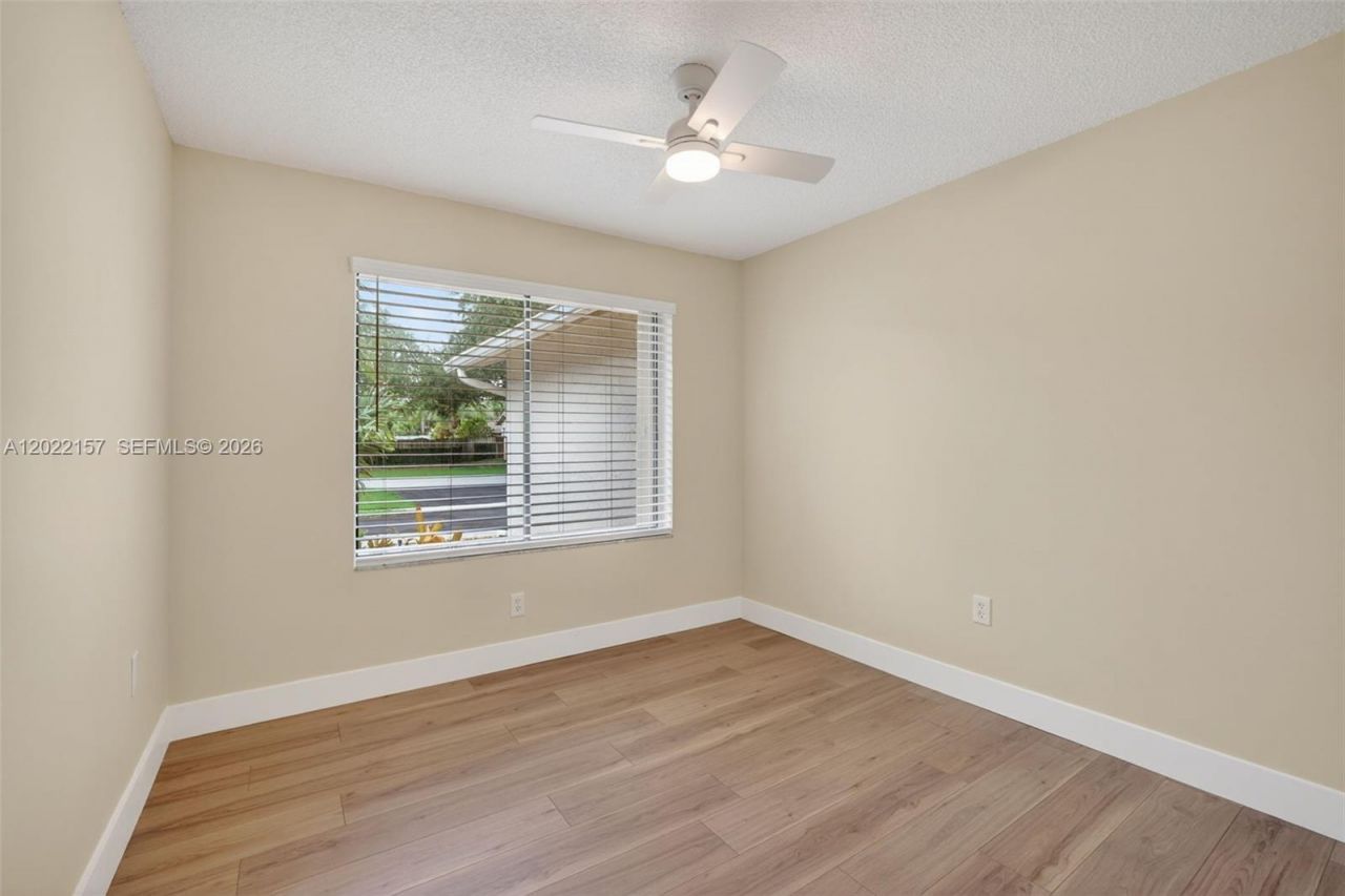 1660 NW 94th Ave, Plantation, FL 33322 Photo
